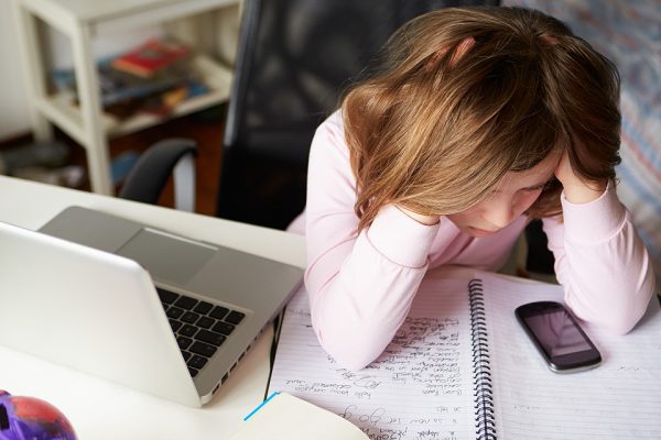 Детская агрессия в Сети: как интернет открывает все тайное в наших детях