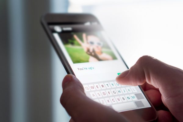 Детская агрессия в Сети: как интернет открывает все тайное в наших детях