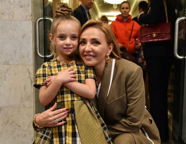 Татьяна Навка с дочкой Надей