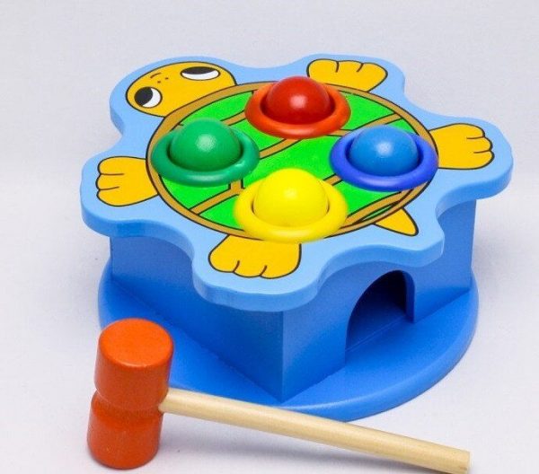 Knocker toy