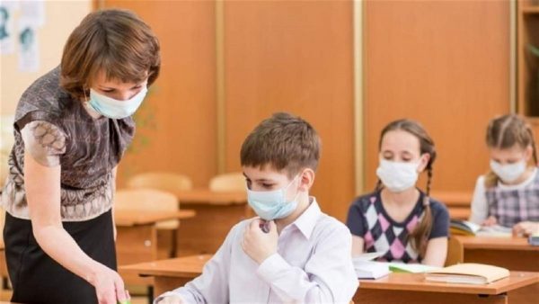 «Аргумент тех, чьи дети не очень трудолюбивы». В школах отменяют второй иностранный