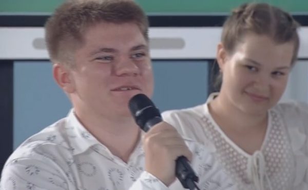 В Кремле не считают наглостью слова школьника, сделавшего замечание Путину