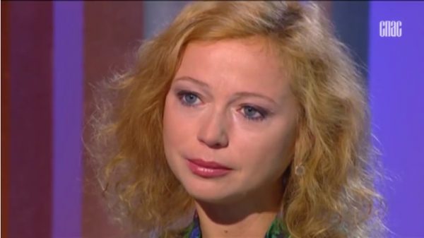 Елена Захарова