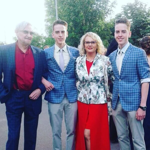 Сыновья Дениса Матросова попали в детский дом: где была мать и почему отец не забрал их к себе