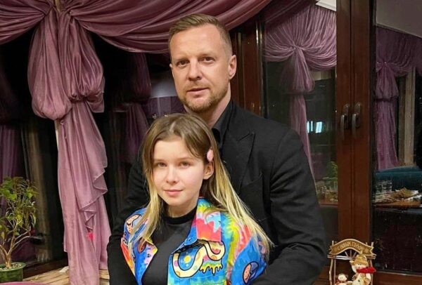 Дитятко — что тесто, как замесил, так и выросло: знаменитые родители, которые не могут совладать с тяжелым характером своих дочерей