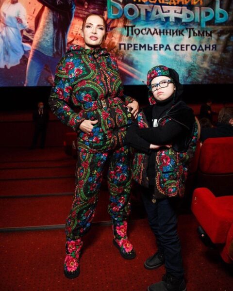 Эвелина с сыном