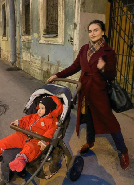 Илона начала жизнь с чистого листа