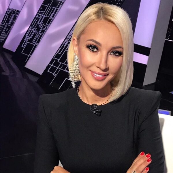 Звезды, которые в браке с одногодками своих детей - любовь или расчет