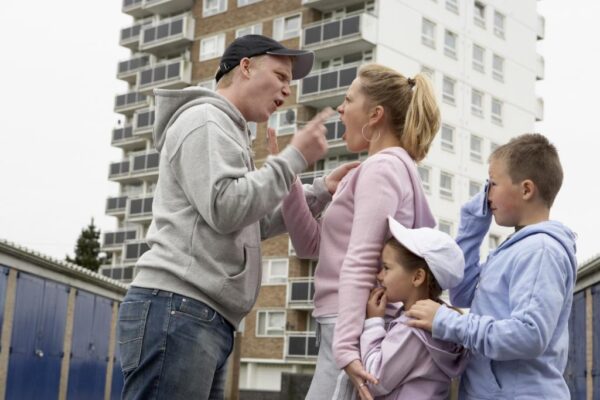 Действия, которых следует избегать разведенным родителям