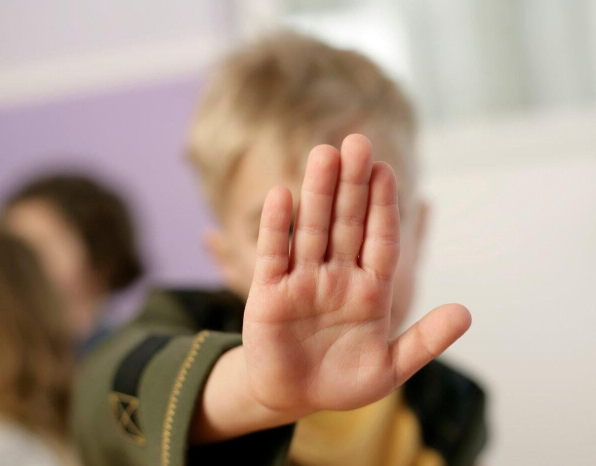 Защита детей от противоправного влияния