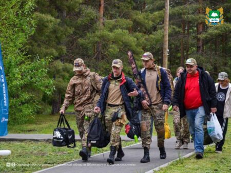 В лагере «Лазурный» стартовал региональный этап военно-патриотической игры «Зарница 2.0»