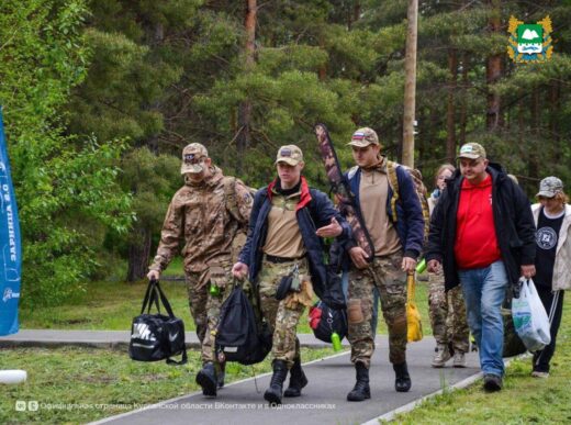 В лагере «Лазурный» стартовал региональный этап военно-патриотической игры «Зарница 2.0»