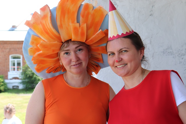 Смена «Язык — наш щит, в культуре — наша сила» успешно завершилась в лагере «Лингозаврик»