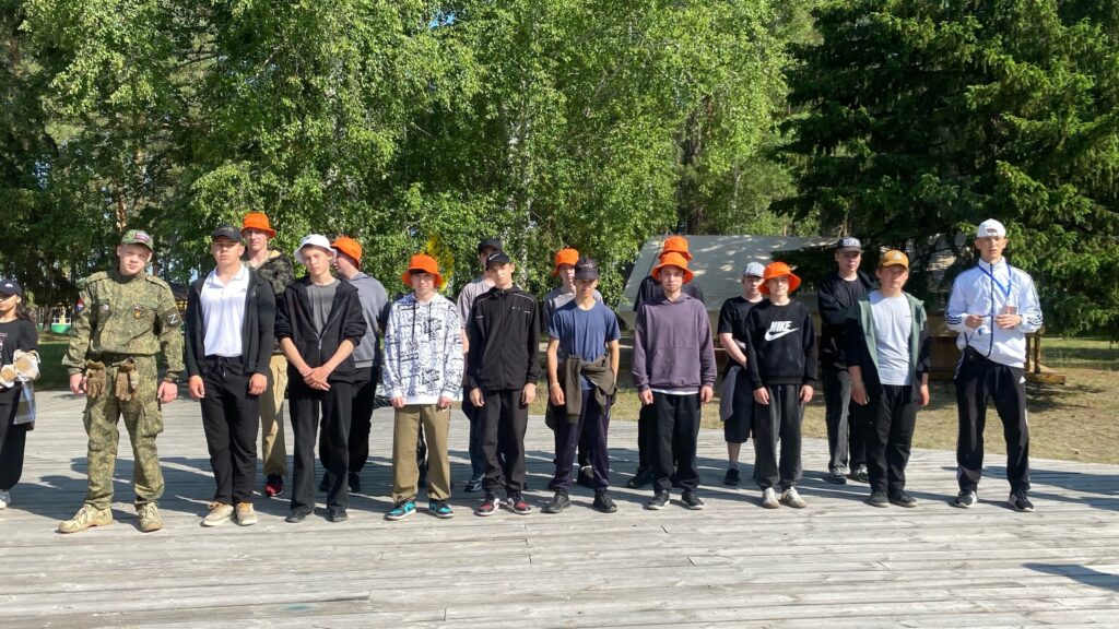 В Курганской области стартовали первые летние смены в детских лагерях