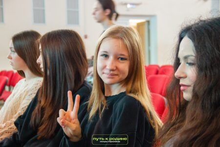 В загородных лагерях Курганской области продолжаются познавательные и воспитательные мероприятия