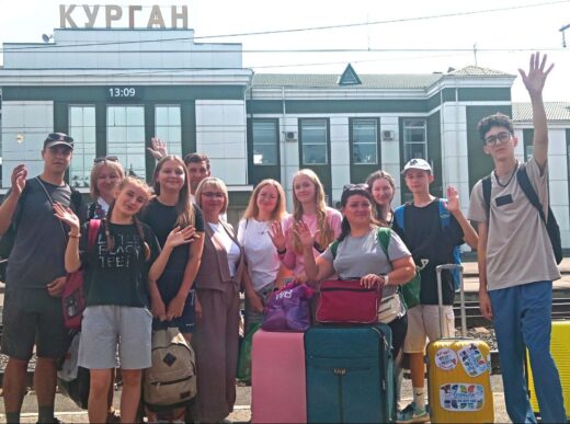 Шестеро ребят из Курганской области отправились на 9-ю смену в Международный детский центр «Артек»