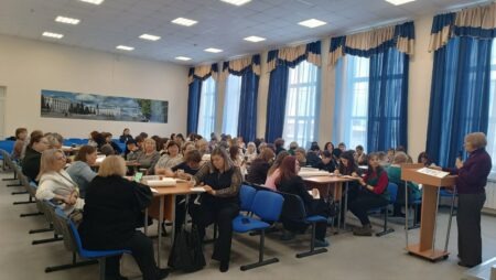 В Кургане прошёл завершающий межмуниципальный семинар «Школа успешного лета 2026»