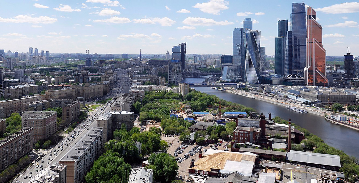 Берег Москвы-реки отберут у промзон и сделают зоны отдыха