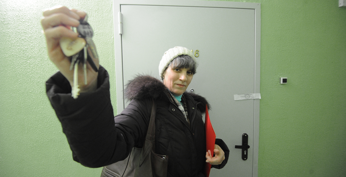 Выдано первое свидетельство о собственности на квартиру в доме по реновации