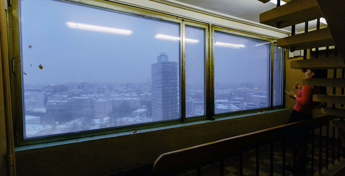 Фоторепортаж: такая разная жизнь в домах-книжках на Новом Арбате