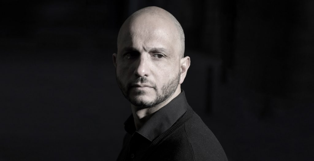 Писатель Хорхе Каррион: «Москва — город крайностей. У вас потрясающие книжные, но они очень андерграундные»