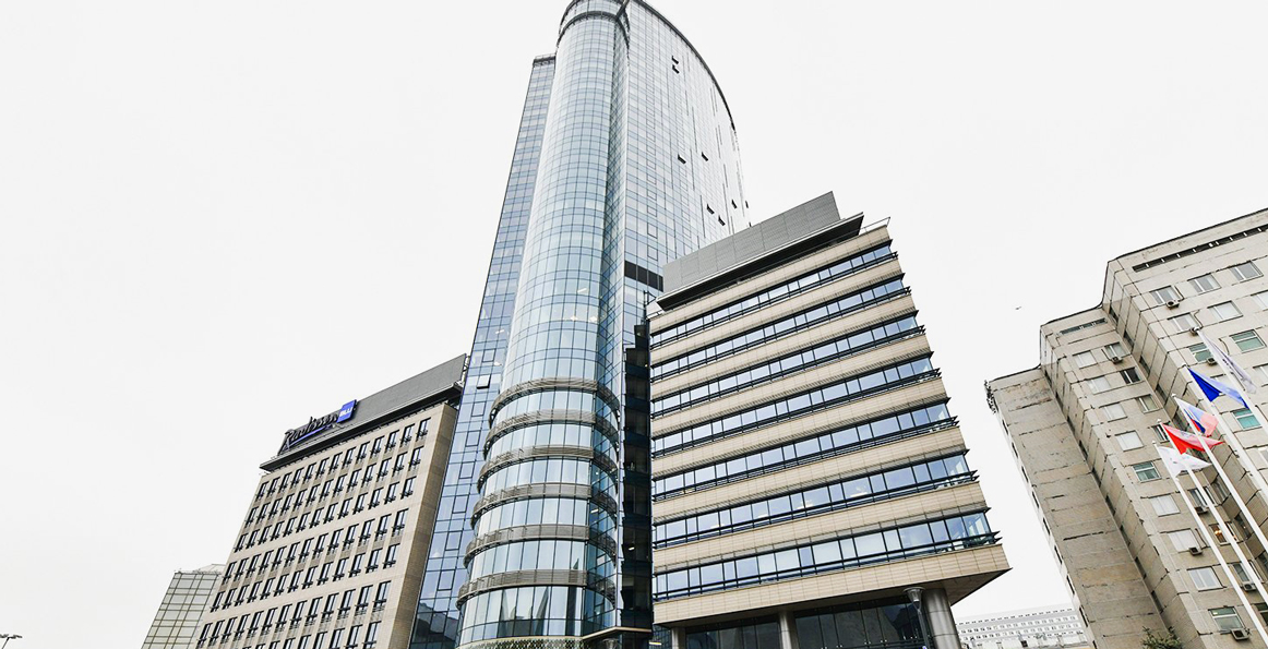 На Олимпийском проспекте множатся отели — рядом с «Олимпиком» открыли Radisson Blu