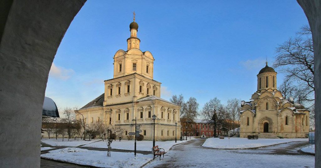 Страсти по Рублеву: патриарх требует отдать церкви Спасо-Андроников монастырь в Москве