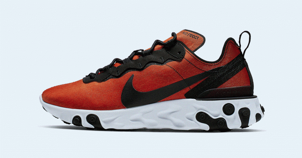 Вещь недели: кроссовки Nike с химическим названием