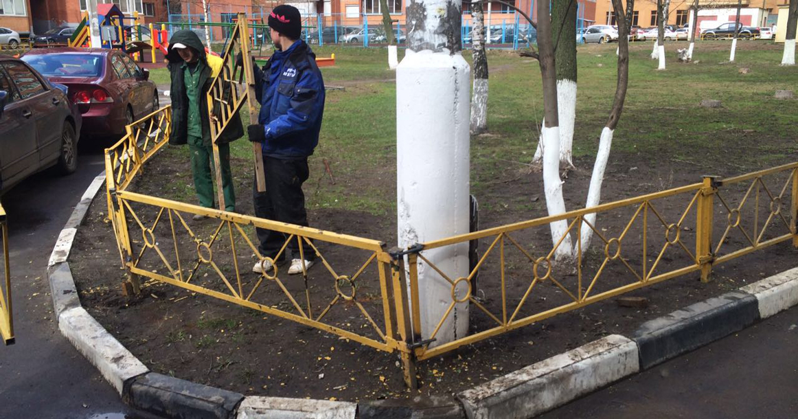 Вице-мэр Бирюков пообещал убрать все заборы у газонов