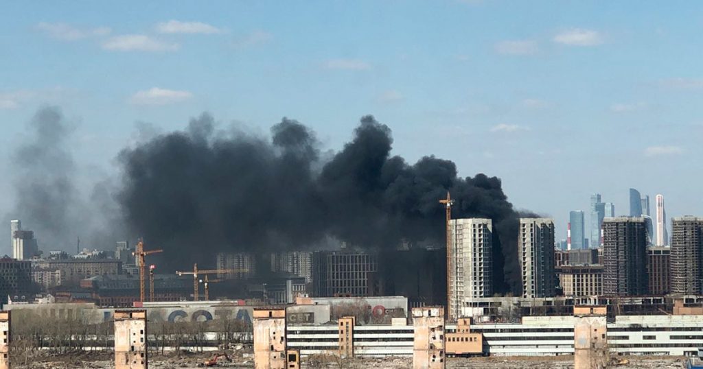Загорелся жилой комплекс «ЗИЛарт»