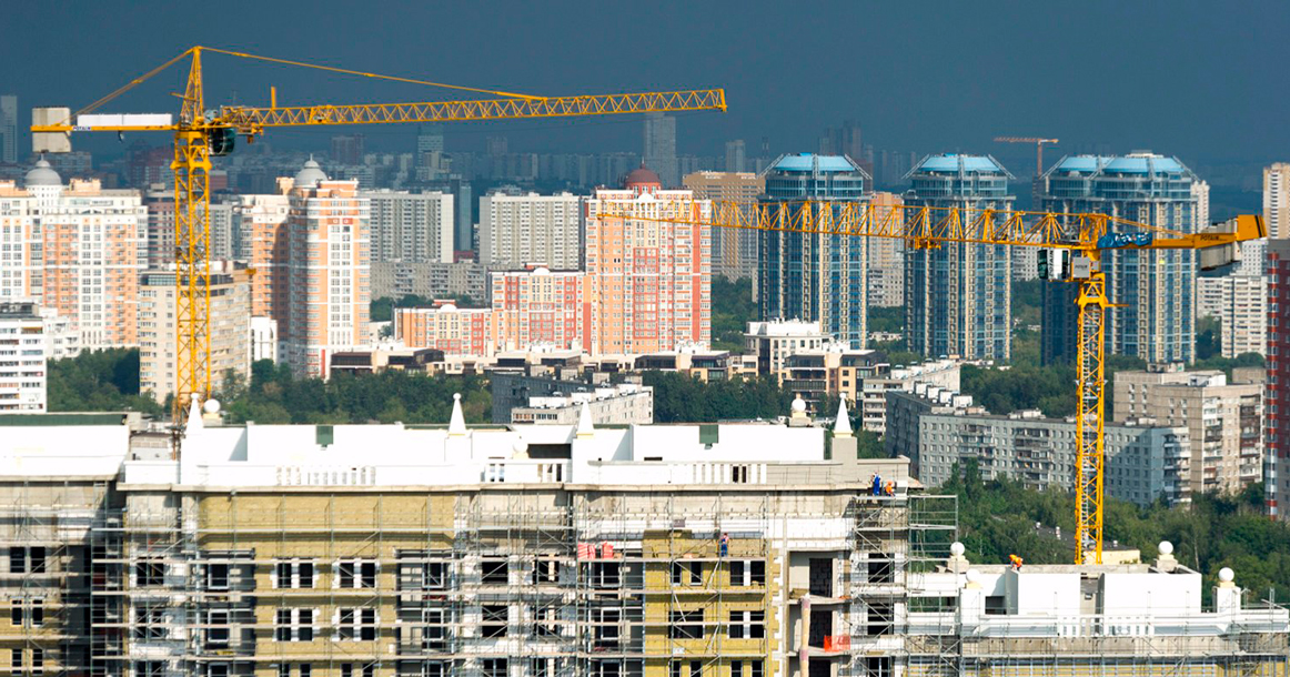 Спрос на новостройки в Москве рванул вверх на треть по сравнению с мартом