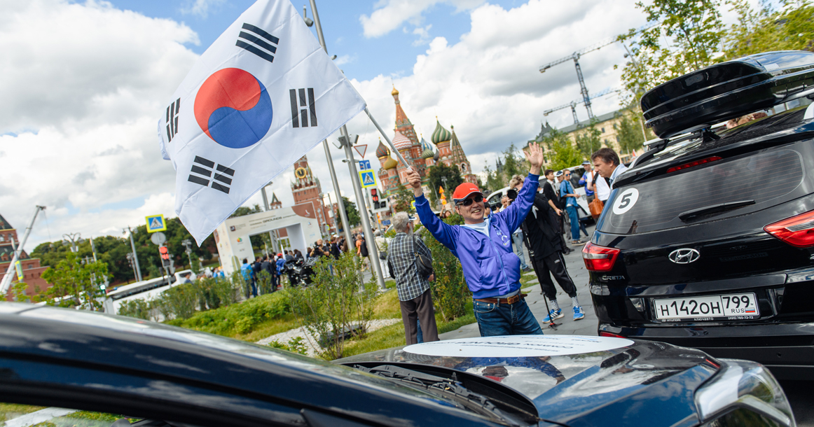 Из «Зарядья» стартовала автомобильная экспедиция по семи странам Евразийского континента