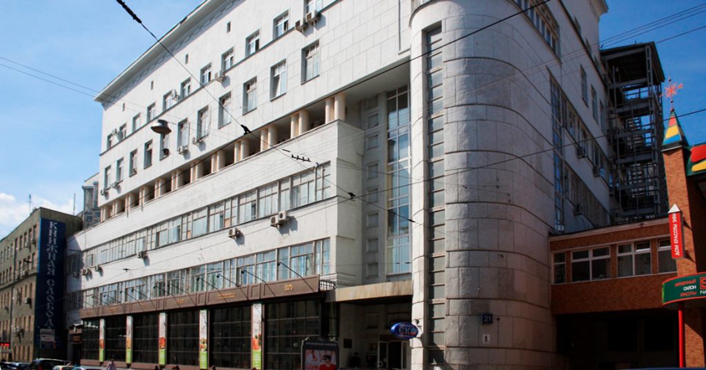 Молодая гвардия пришла на «Молодую гвардию» — в здании издательства откроют первый московский барный кластер