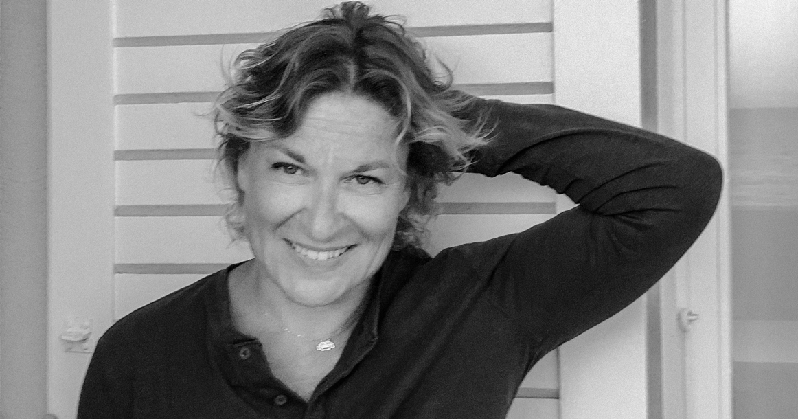 Художница Катя Каменева: «Может, занавес сейчас из паутины, но он существует»