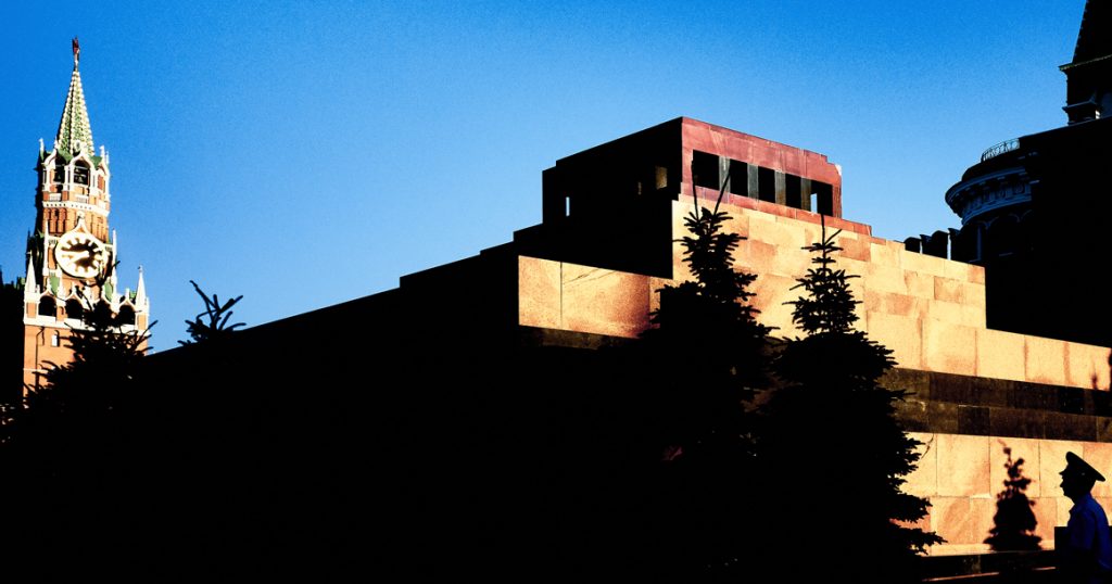 Мавзолей стал самым нелюбимым символом Москвы. Что еще не нравится туристам?