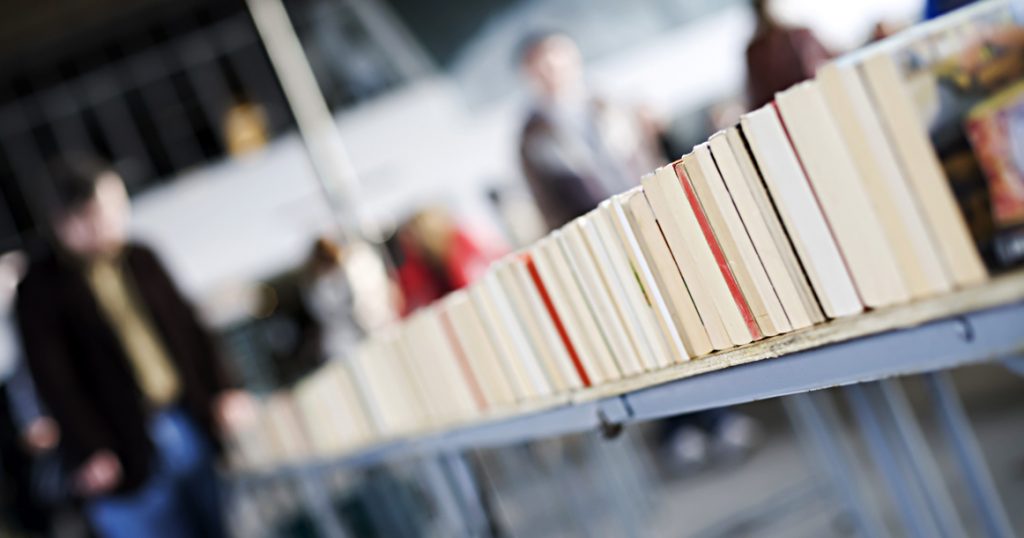 На заводе «Рассвет» в выходные пройдет первая умная книжная ярмарка