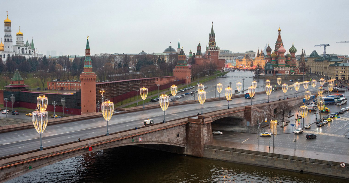 В Москве наконец открыли Большой Москворецкий мост, который ремонтировали три года