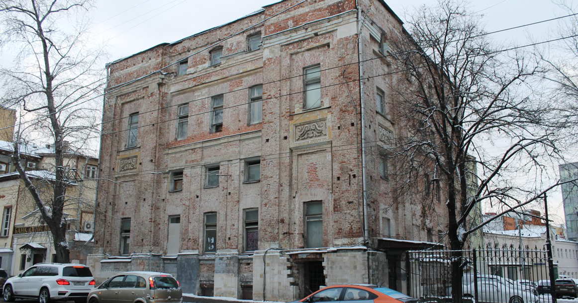 Басманную полицейскую часть XVIII века выставили на торги — по схеме «рубль за метр»
