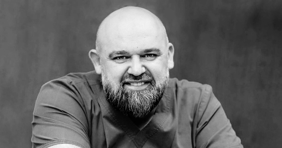 «Массовая сдача теста на коронавирус не только бессмысленна, но и вредна» — главврач больницы №40 Денис Проценко