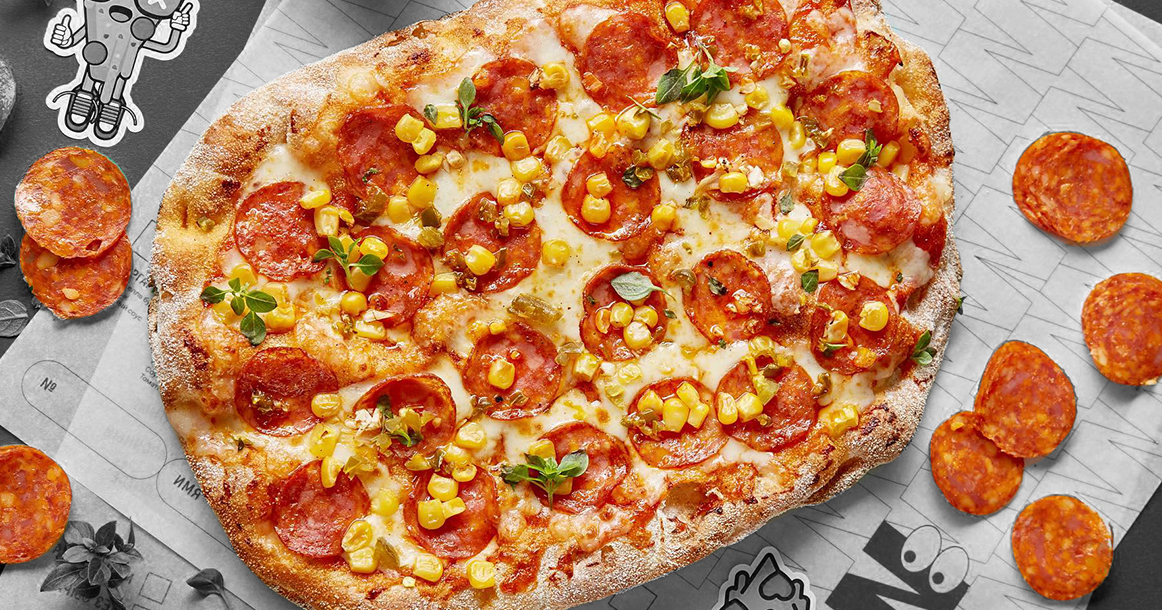 В Zotman Pizza на бойком месте Солянки можно быстро пообедать самим придуманной пиццей