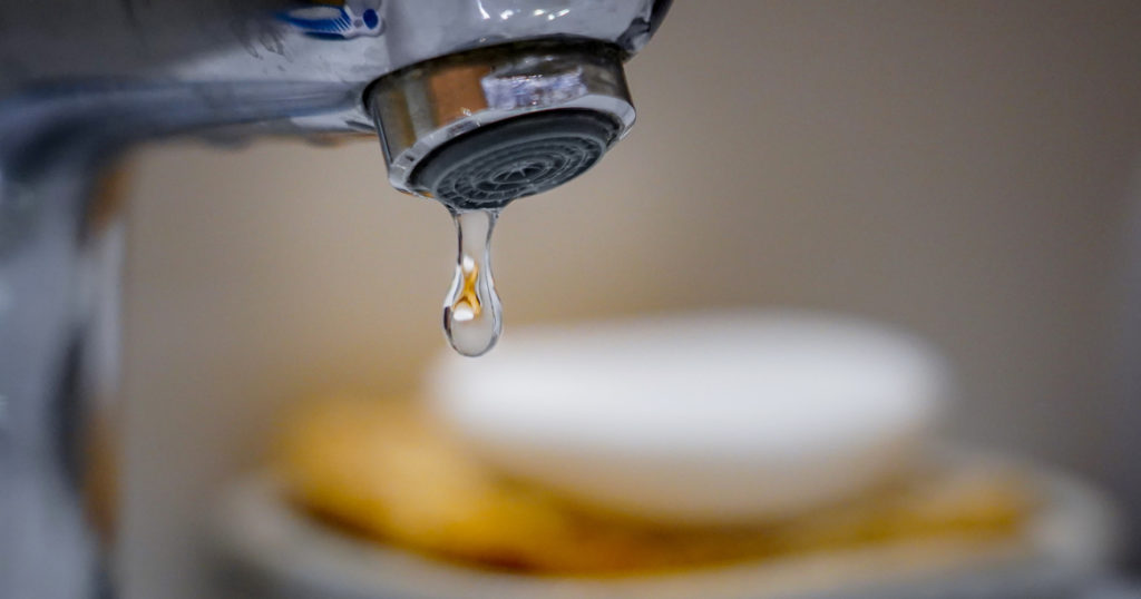 Опубликован график отключения горячей воды в московских домах — некоторых оно не коснется