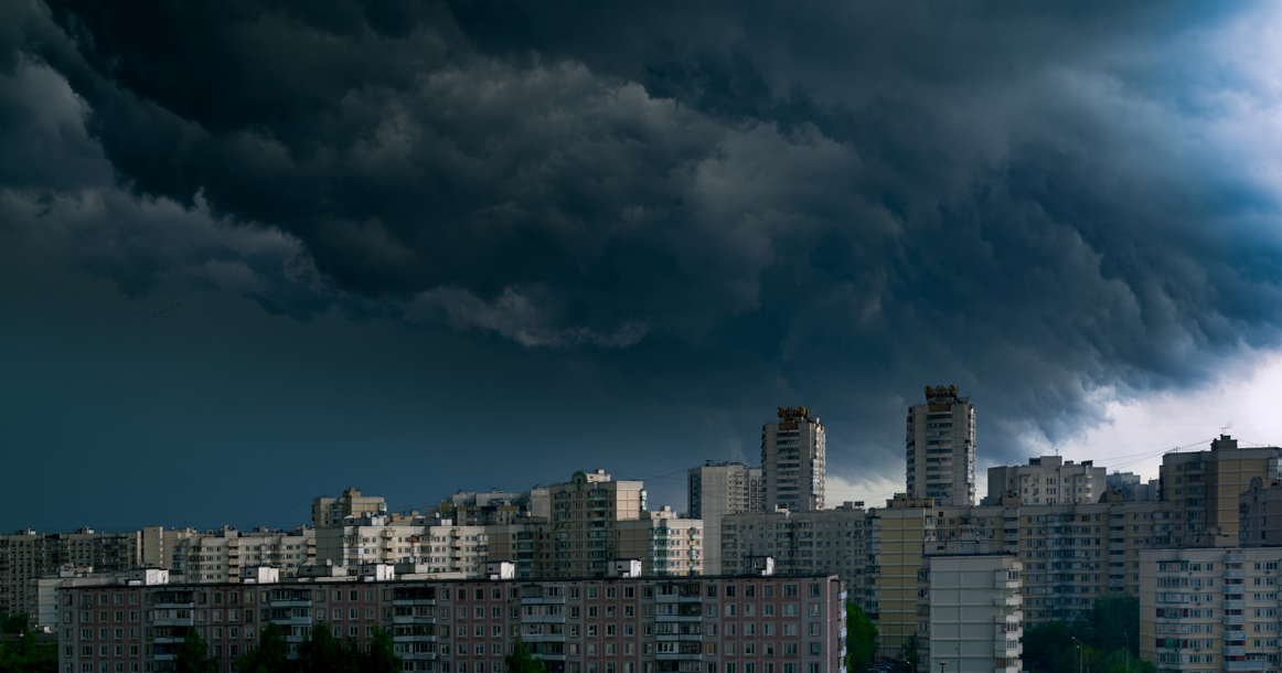 Москве пообещали смерч во второй половине дня