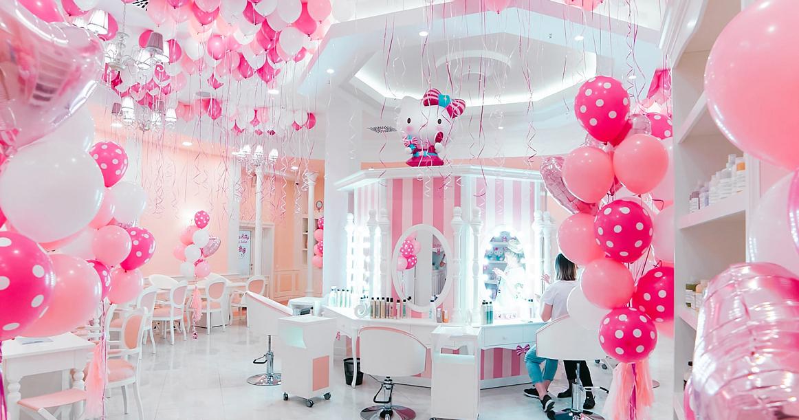 Сегодня в «Острове Мечты» открывается первый в Европе салон красоты Hello Kitty