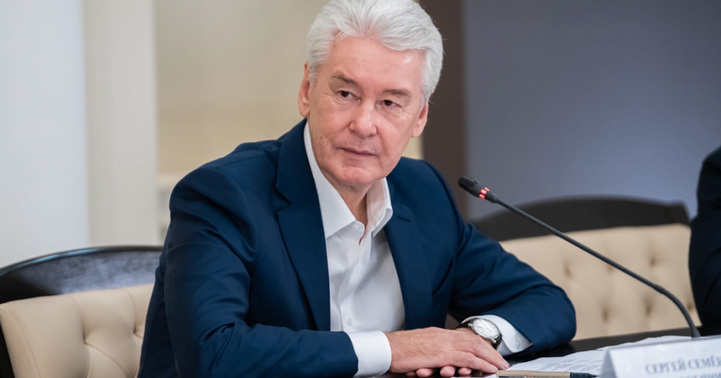 Пока не конец: Собянин продлил основные ограничения как минимум на неделю
