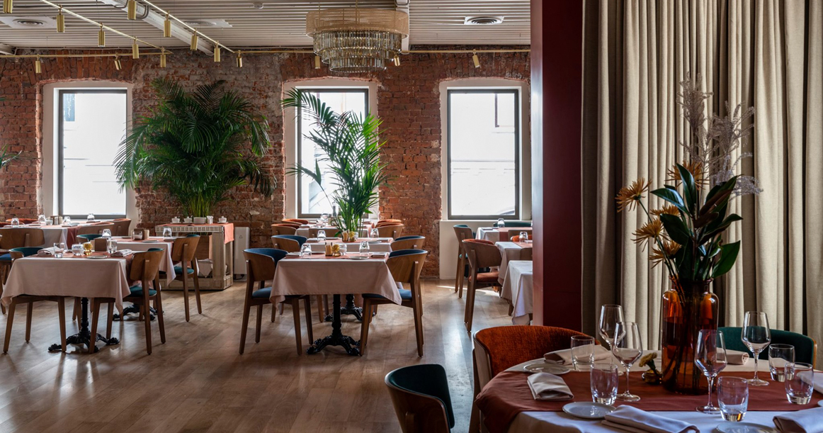 В Osteria Unica гарантированы качественная дорогая итальянская кухня и социальная дистанция  
