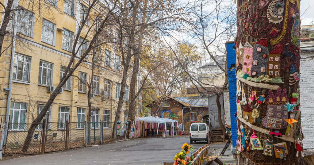 Мосгосстройнадзор выдал разрешение на строительство на Хохловке вопреки запрету суда