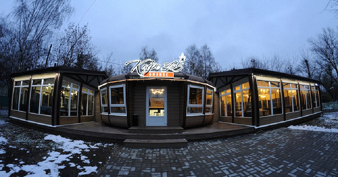 Пьянки и грязь: Собянина просят разогнать летние кафе и рестораны в Серебряном бору