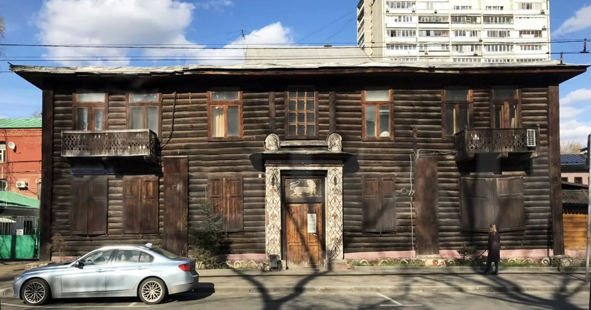 Права на аренду «Избы на Масловке» выставлены на продажу — жители Савеловского обеспокоены