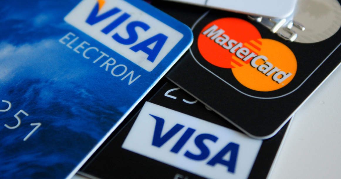 Россию могут отключить от систем Visa и Mastercard