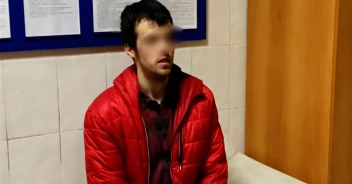 Житель Химок бросил в Вечный огонь бабушкин телевизор — «он вреден»